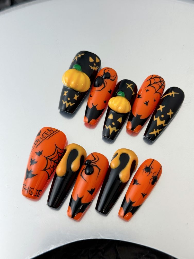 Wujasmine Press on nails Hand-painted pumpkins for Halloween