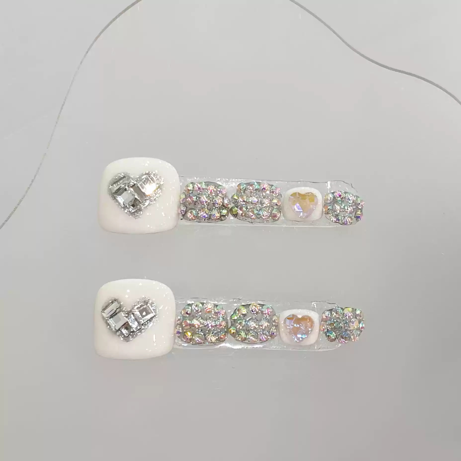 Wujasmine Press on nails Handmade foot wearable nails, white toenail with sequins, fair-skinned with rhinestones, sophisticated toenail art, new style for summer